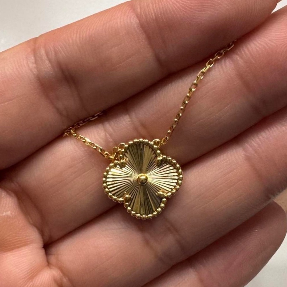 Van Cleef and Arpel Gold Guilloche Vintage Alhambra Necklace